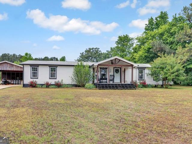 House for sale in Shady Dale, Georgia