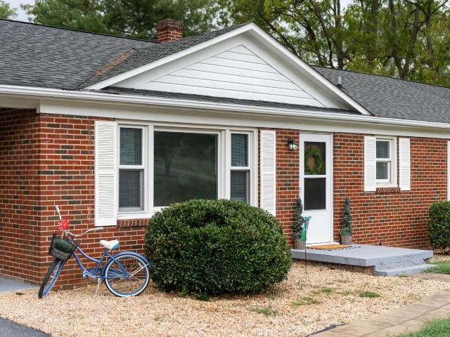 House for sale in Arbor Hill, Staunton