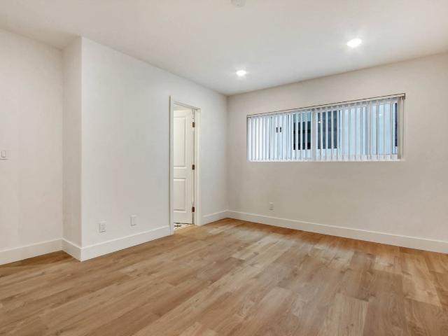 Apartment for rent in Canoga Park, California