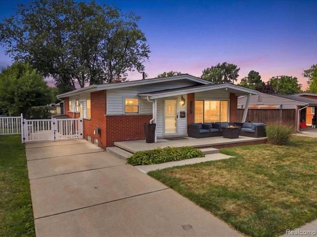 House for sale in Clawson, Michigan