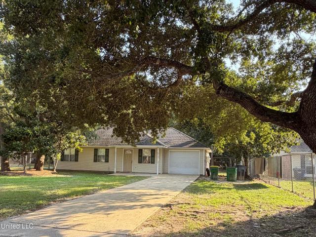 House for sale in Ocean Springs, Mississippi