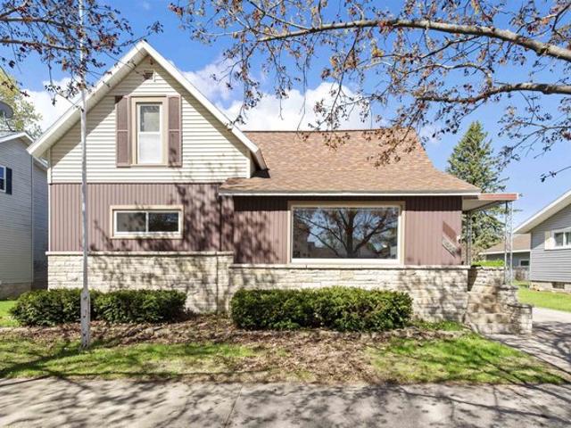 House for sale in Marinette, Wisconsin