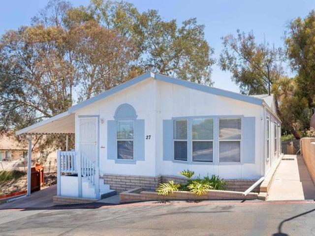 House for sale in Vista, California