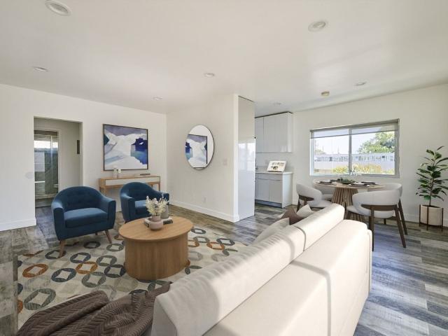 Apartment for rent in Canoga Park, California