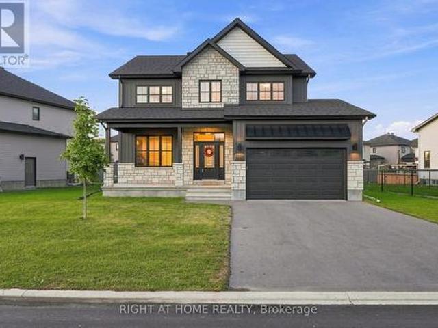House for sale in Russell, Ontario