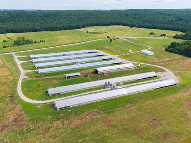 Farm for sale in Ark