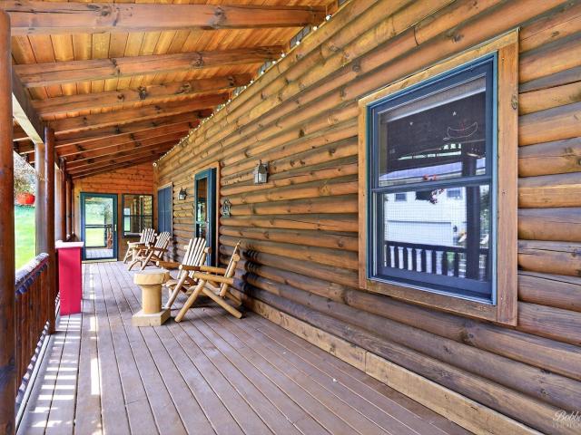 House for sale in Mchenry, Illinois