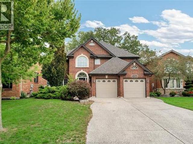 House for sale in Ontario