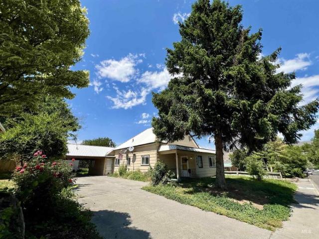 Duplex for sale in Clarkston