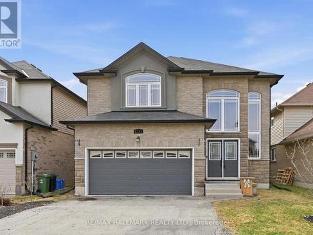 House for sale in Ancaster, Ontario