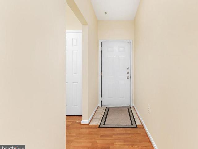 Condo for sale in Centreville