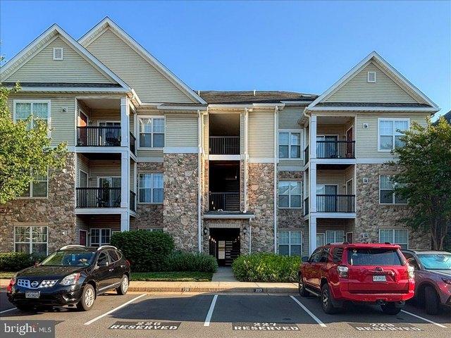Condo for sale in Virginia