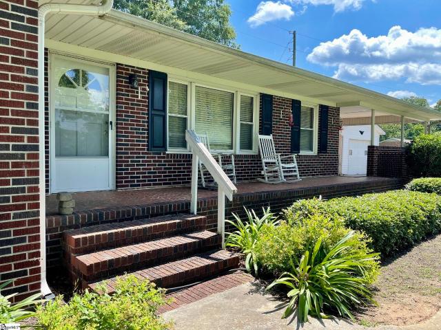 House for sale in Enoree, South Carolina