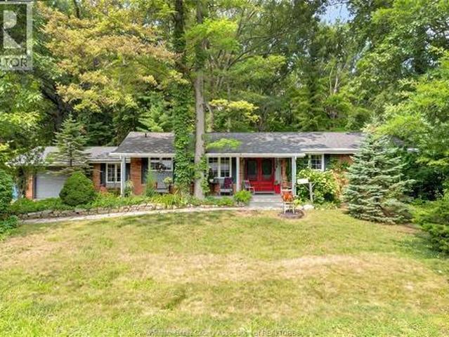 House for sale in Ontario