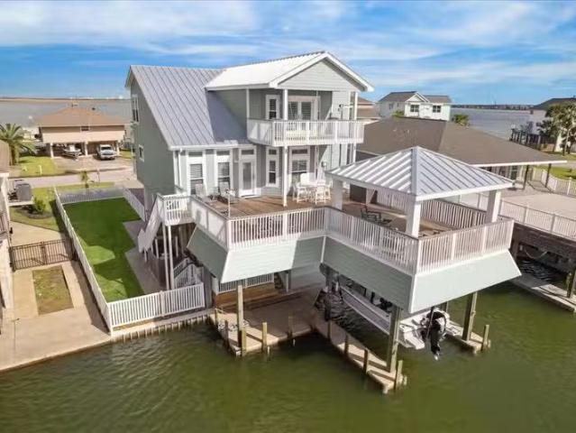 House for sale in Galveston