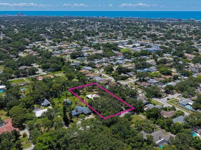 House for sale in Largo, Florida