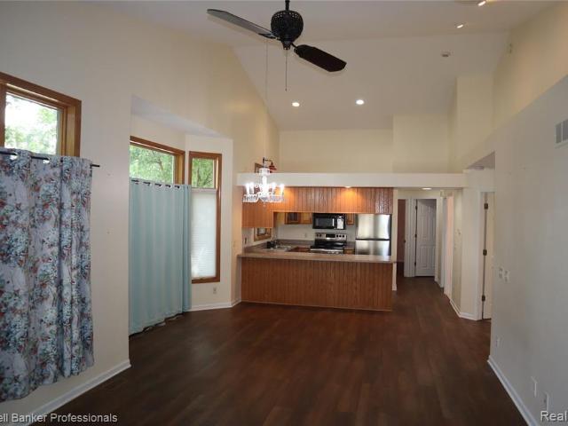Condo for sale in Fenton, Michigan