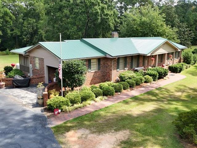 House for sale in Elbert, Georgia