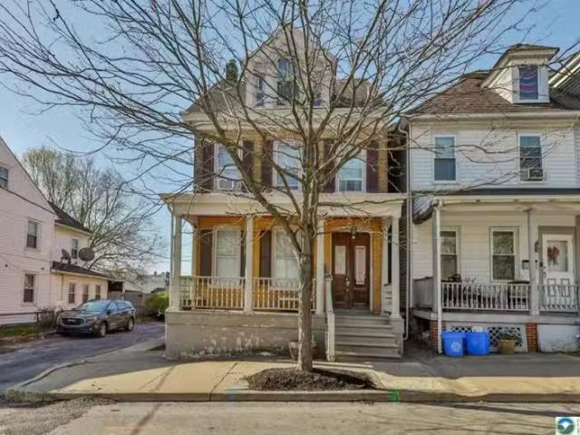 Condo for sale in Easton