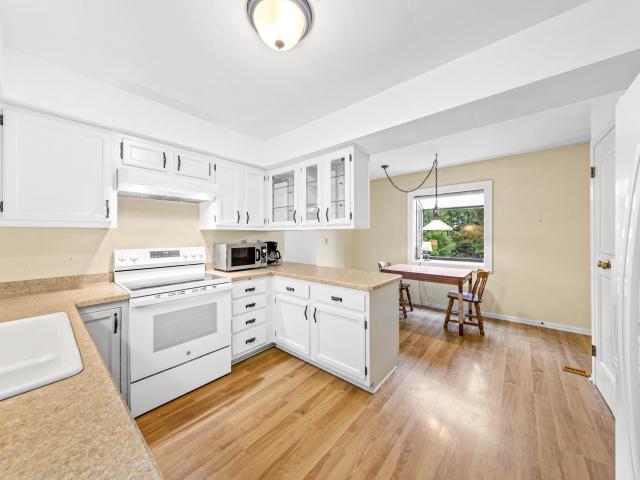 Condo for sale in Elm Grove, Waukesha County