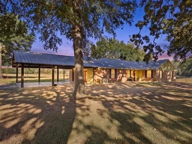 Farm for sale in Normangee, Leon County