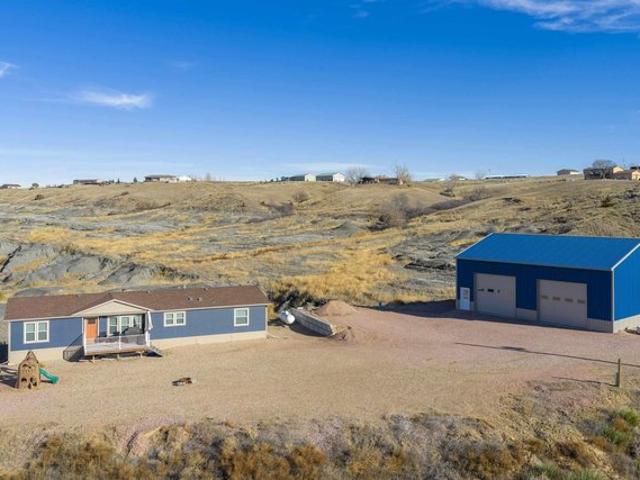 House for sale in Hot Springs, Fall River County