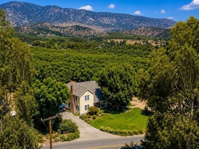 House for sale in Fillmore, California