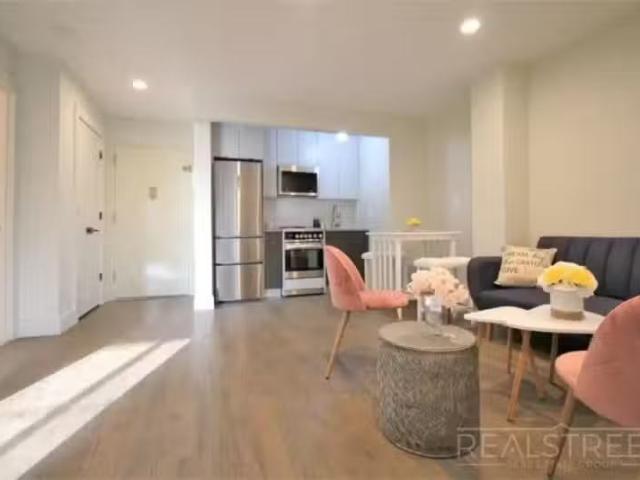 House for rent in Ridgewood
