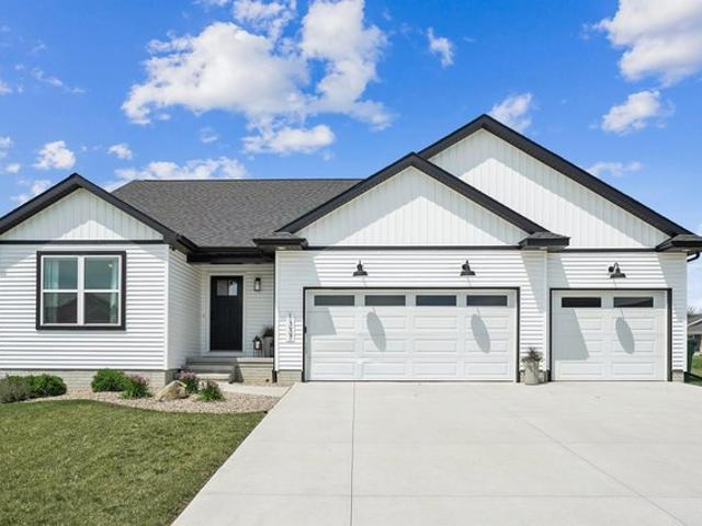 House for sale in Waterloo, Iowa