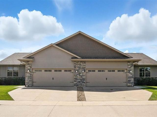 House for sale in Tiffin, Iowa