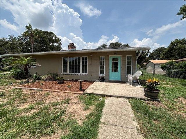 House for sale in Ocklawaha, Florida