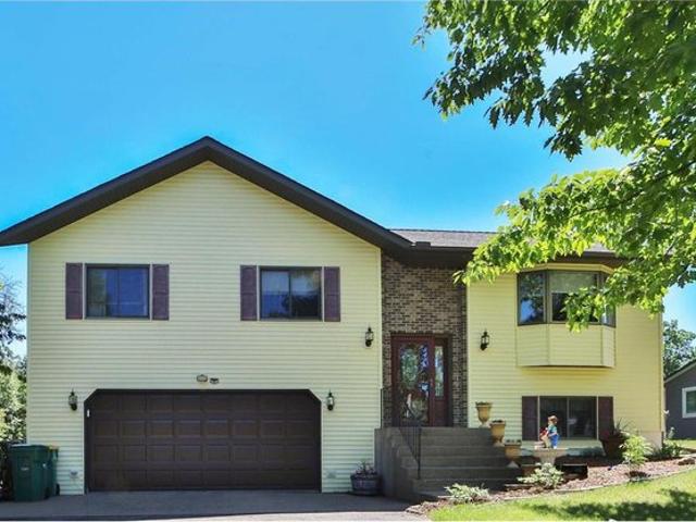 House for sale in Baxter, Minnesota