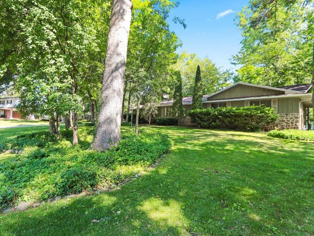 House for sale in Ashwaubenon, Wisconsin