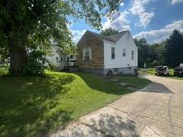 House for sale in Bunker Hill, West Virginia