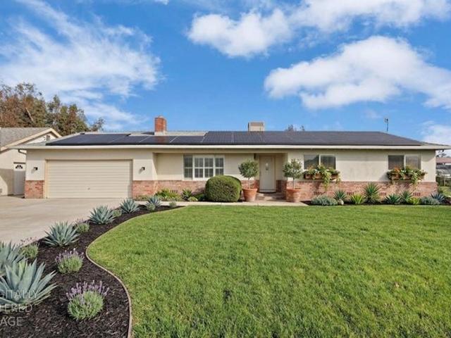 House for sale in Acampo, California