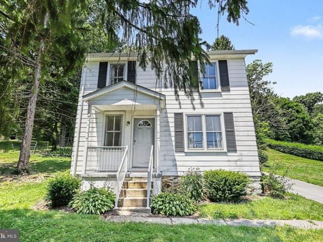 House for sale in Blue Ridge Summit, Pennsylvania