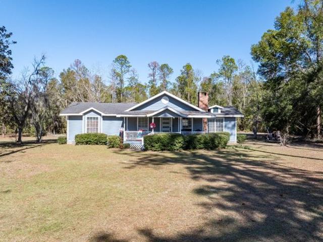 House for sale in Mayo, Florida