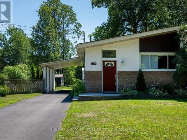 House for sale in Midland, Ontario