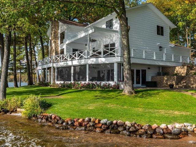 House for sale in Saint Croix Falls, Wisconsin