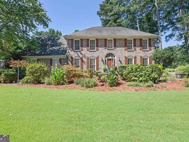 House for sale in Lilburn, Georgia