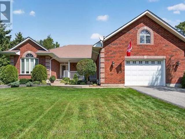 House for sale in Tiny, Ontario