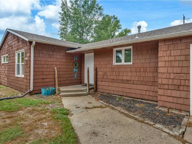 House for sale in Ward Parkway, Topeka
