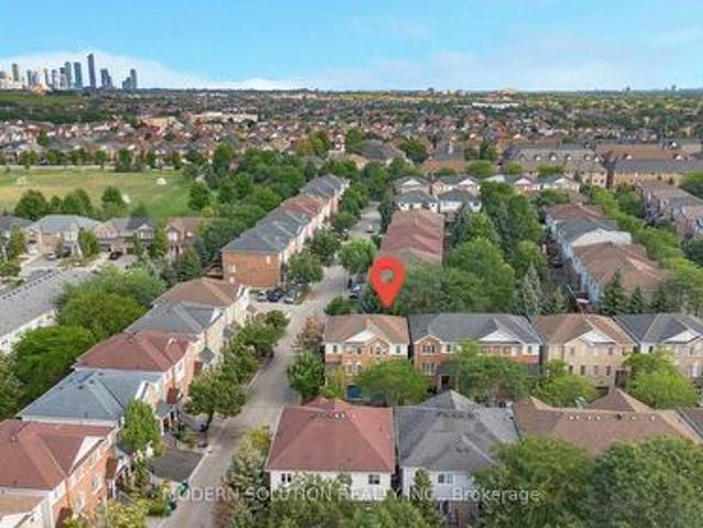 Townhouse for sale in Mississauga, Ontario