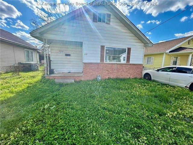House for sale in Dunbar, West Virginia