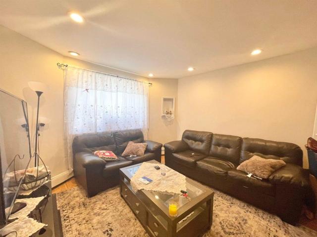 House for sale in Hudson, New Jersey