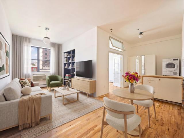 Condo for sale in Williamsburg, New York