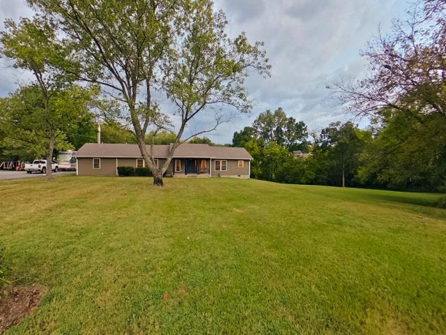 House for sale in South Carthage, Middle Tennessee