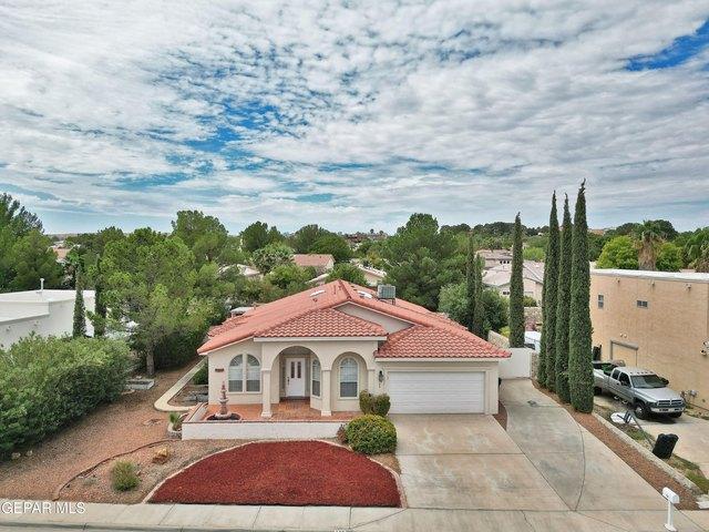 House for sale in Santa Teresa, Doña Ana County