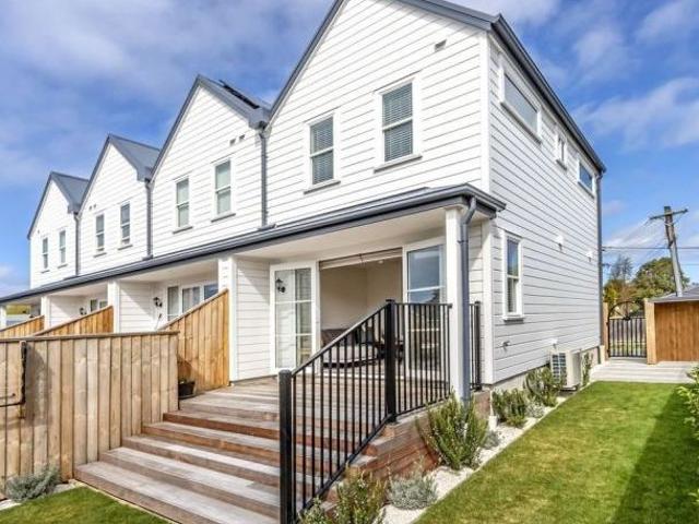 House for rent in Heathcote, Canterbury