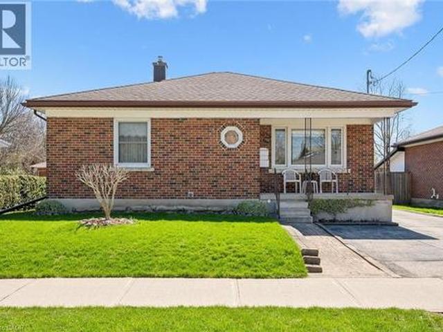 House for sale in Guelph, Ontario